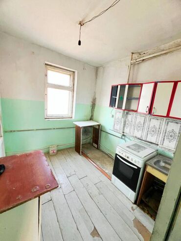 Köhnə tikili: Bakı, 4 otaqlı, Köhnə tikili, 85 kv. m — 24