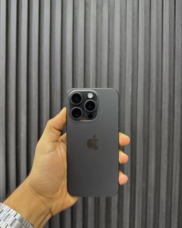 Apple iPhone: IPhone 15 Pro, 128 ГБ, Зарядное устройство, Кабель, 92 %