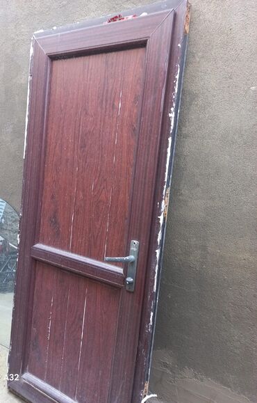 пластик терезе: İşlənmiş Plastik qapı 80x200 sm Ünvandan götürmə