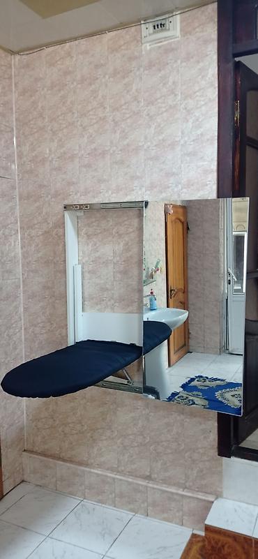 ütü masası dolabı: Divar üçün qatlanan ütü masası – güzgülü dolab dizaynı - Məhsul tipi — 2