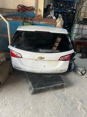 bagaj: Bu, Chevrolet Equinox orginal arxa bagaj — 2