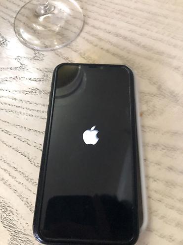 iphone red 7: IPhone Xr, Б/у, 64 ГБ, Черный, Защитное стекло, Чехол, Кабель — 2