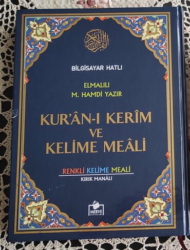 asatrin qiymeti: Qurani Kərim,ölçüsü 28*35.Trendyoldan almışam böyük olduğu üçün