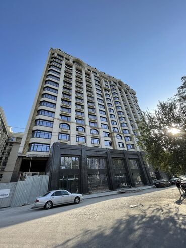 3 комнатная квартира 104 серии бишкек: 3 комнаты, 121 м², Элитка, 8 этаж, ПСО (под самоотделку)