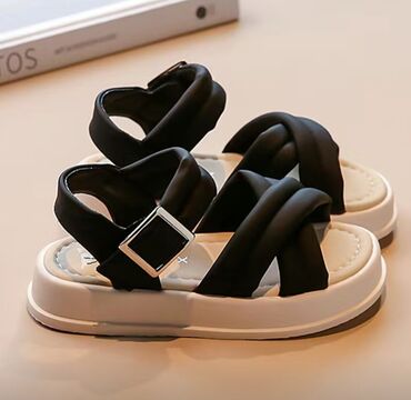 кожаные сандалии: Лёгкие мега удобные, размер 31 маломерит, отдаю по себестоимости