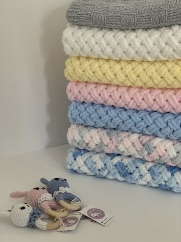 мишки оптом бишкек: Плед, Бардык мезгилдер, Өрүлгөн