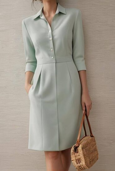 Индивидуальный пошив: Оптовый пошив женской одежды Специализируемся на пошиве: — Платьев — — 12