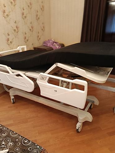 Salon, tibbi mebel: Elektrikli tibbi funksional çarpayı - 3-4 bölməli, elektriklə — 5