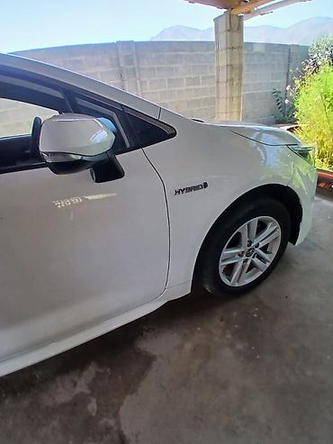 voxy noah: Toyota Corolla: 2021 г., 1.8 л, Вариатор, Гибрид, Седан — 4