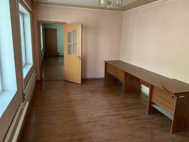 оборудование автомойка: 60 кв м 2 комнатная,фабрика, цех ге Арендага берилет! Суу свет