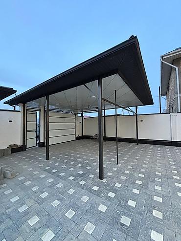 Фасадные работы: Современный двухэтажный дом в классическом стиле с подсветкой фасада и — 5