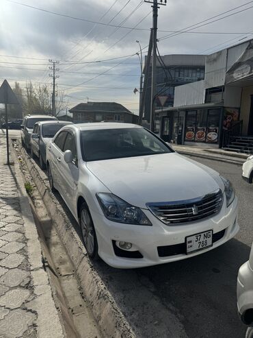 таёта ярис: Toyota Crown: 2009 г., 3.5 л, Автомат, Бензин, Седан