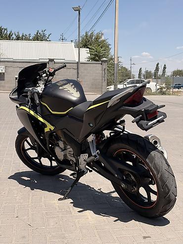 Спортбайк BMW, 250 куб. см, Бензин, Взрослый, Б/у at lalafo.kg Спортбайк BMW, 250 куб. см, Бензин, Взрослый, Б/у