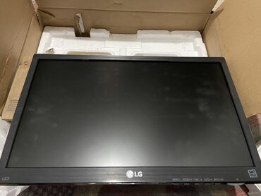 продать ноутбук бишкек: Монитор, LG, Новый, LED, 18" - 19"