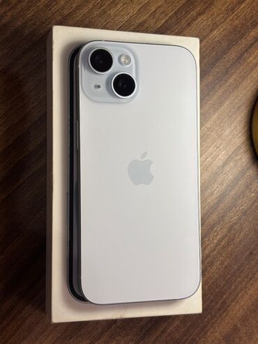 Apple iPhone: IPhone 15, 128 GB, White Titanium, Face ID