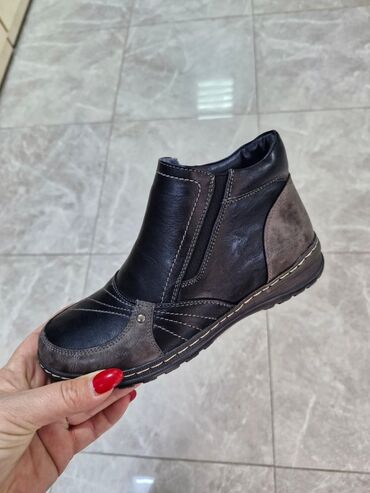 Ostale cipele: ✨ Cipele koje su osvojile poverenje kupaca već treću godinu zaredom! 👣 — 9