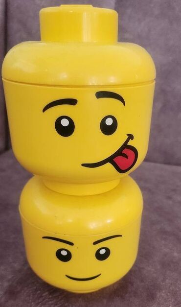 patike sa srcima: Lego kutija u obliku glave sa emocijama, sa poklopcem, materijal