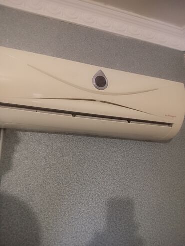 usb type c: Kondisioner İşlənmiş, 40-45 kv. m, Split sistem, Kredit yoxdur