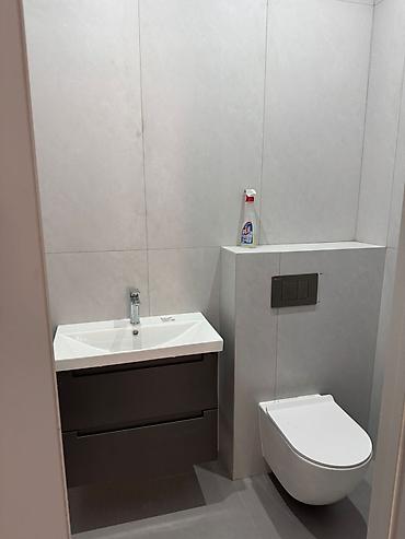 офисы в центре: Аренда офисов, 135 м², В жилом комплексе, 1 линия, С отдельным входом, С отдельным сан узлом — 8