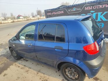 Hyundai: Hyundai Getz: 2008 г., 1.1 л, Механика, Бензин, Седан