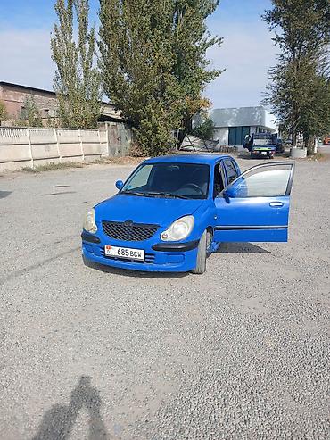 шевро оних: Daihatsu Sirion: 2002 г., 1.3 л, Механика, Бензин, Хэтчбэк — 2