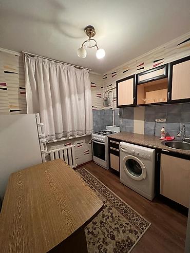 7 мкр: 1 комната, 39 м², 7 мкр 104 серия, 1 этаж, Требуется ремонт — 1