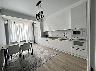 Долгосрочная аренда квартир: 🏡 Сдаётся 2-комнатная квартира в центре Бишкека 📍 Чуйкова 132А — 5