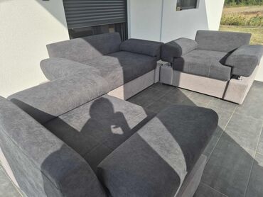 Ugaone garniture: 08. Dvosed i 2 fotelje odmah dostupni 
Cena 520e — 12