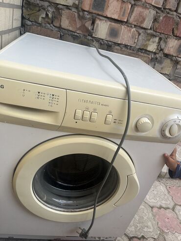 установка стиральных машин: Стиральная машина LG, Б/у, Автомат, До 6 кг, Компактная