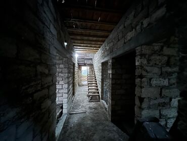 Həyət evləri və villaların satışı: 8 otaq, 376 kv. m, Təmirsiz — 21