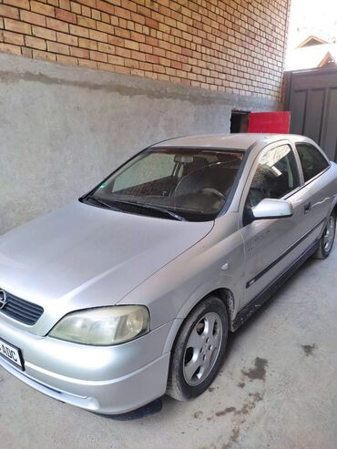 вито 2 8: Opel Astra: 2001 г., 1.2 л, Механика, Бензин, Хэтчбэк