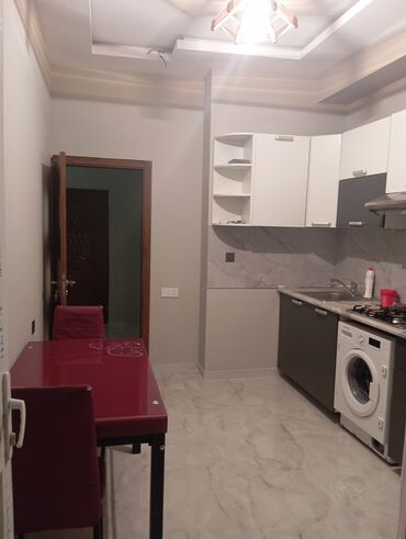 sabunçuda kirayə: Cennetpark. tam yaşayiş olan binada her şeraiti olan yeni temirden