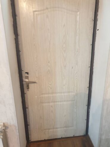 kreditle ev qapilari: Dəmir qapı