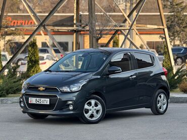 вариант: Chevrolet Spark: 2017 г., 1.1 л, Автомат, Бензин, Хэтчбэк