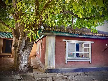 ошский рынок место: Срочно! Участок 10 соток с жилым домом в центре Сокулука, газ у — 6