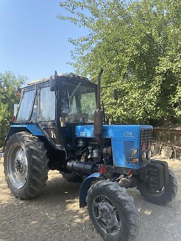 Traktorlar: MTZ Belarus 892.2 təkərli traktor - Marka/model: MTZ (Belarus) 892.2 — 2