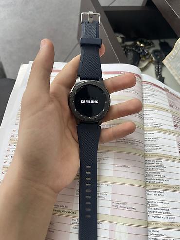 Aksesuarlar: Alınan günnən 3-4 gün istifadə olunub. - Model: Gear S3 (SM‑R760) - — 1