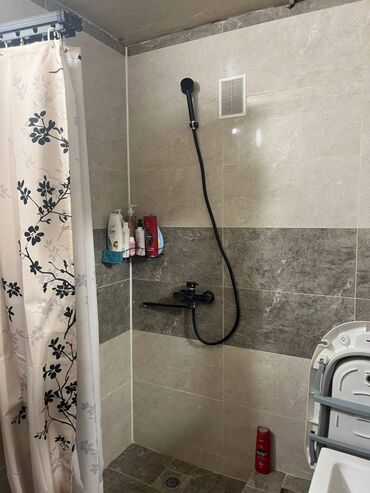 купить квартиру в бишкеке без ремонта: 2 комнаты, 45 м², 104 серия, 2 этаж, Евроремонт