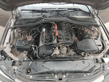methyl 3: BMW Serija 5 (E60) – limuzina u braon metalik boji - Motor: redni — 2