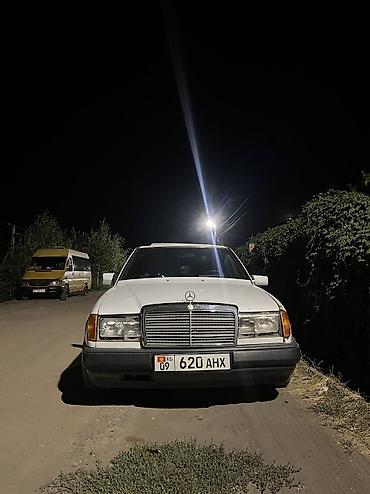 Продажа авто: Mercedes-Benz W124: 1991 г., 2 л, Механика, Бензин, Седан — 7
