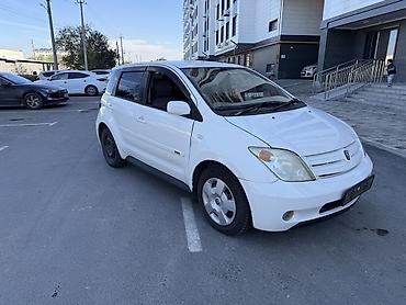 Toyota Ist: 2003 г., 1.3 л, Автомат, Бензин, Хэтчбэк