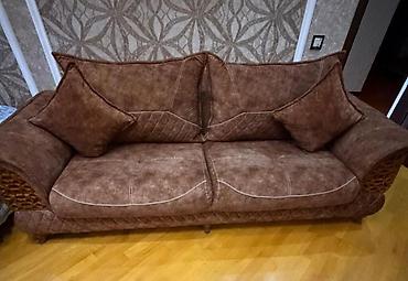 Divan acilir bazalidir . Qiymeti 350 azn Unvan Xirdalan Raya 6747