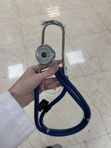 медсестра с выездом на дом: Багуучу киши | Венага капельница коюу, Ички булчуңга ийне саюу