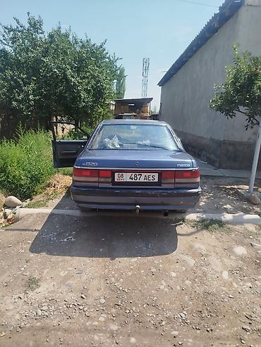 комбин: Mazda 626: 1989 г., Механика, Бензин, Седан — 5