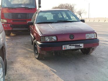 машина опел: Volkswagen Passat: 1991 г., 1.8 л, Механика, Бензин, Универсал