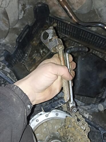 Motosiklet hissələri: Motosiklet Minsk125 vosxod ramaya yilib mator yığmaq lazımdı arxa — 22