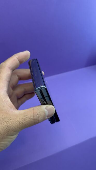 Samsung: Samsung Galaxy Z Flip 5, Б/у, 256 ГБ — 2