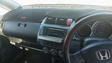 Honda Fit: 2003 г., 1.3 л, Вариатор, Бензин, Хэтчбэк