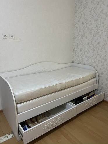 сейф для документов: Односпальная кровать, С матрасом, длина - 195 см