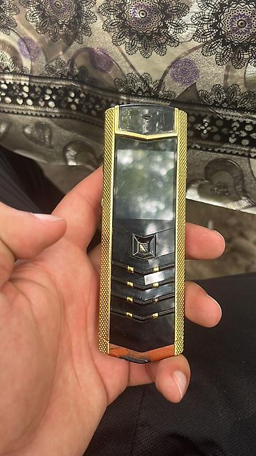 iphone 16 pro kontakt: Vertu rəng - Qızılı, Düyməli — 3
